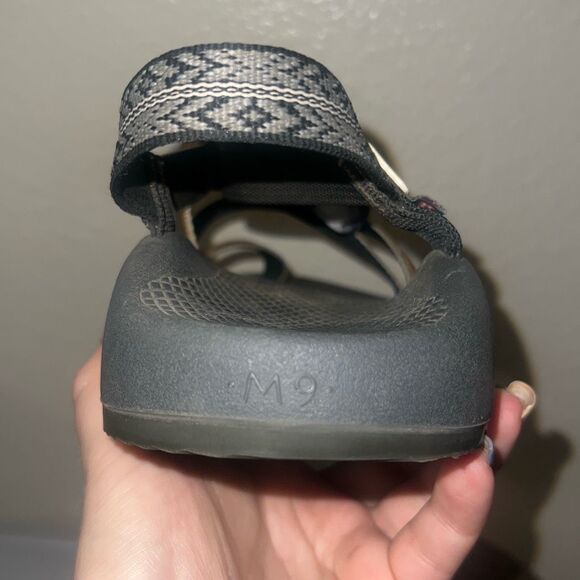 ✨CHACO Z/CLOUD 2 MEN\'S SZ 9 SANDALS✨